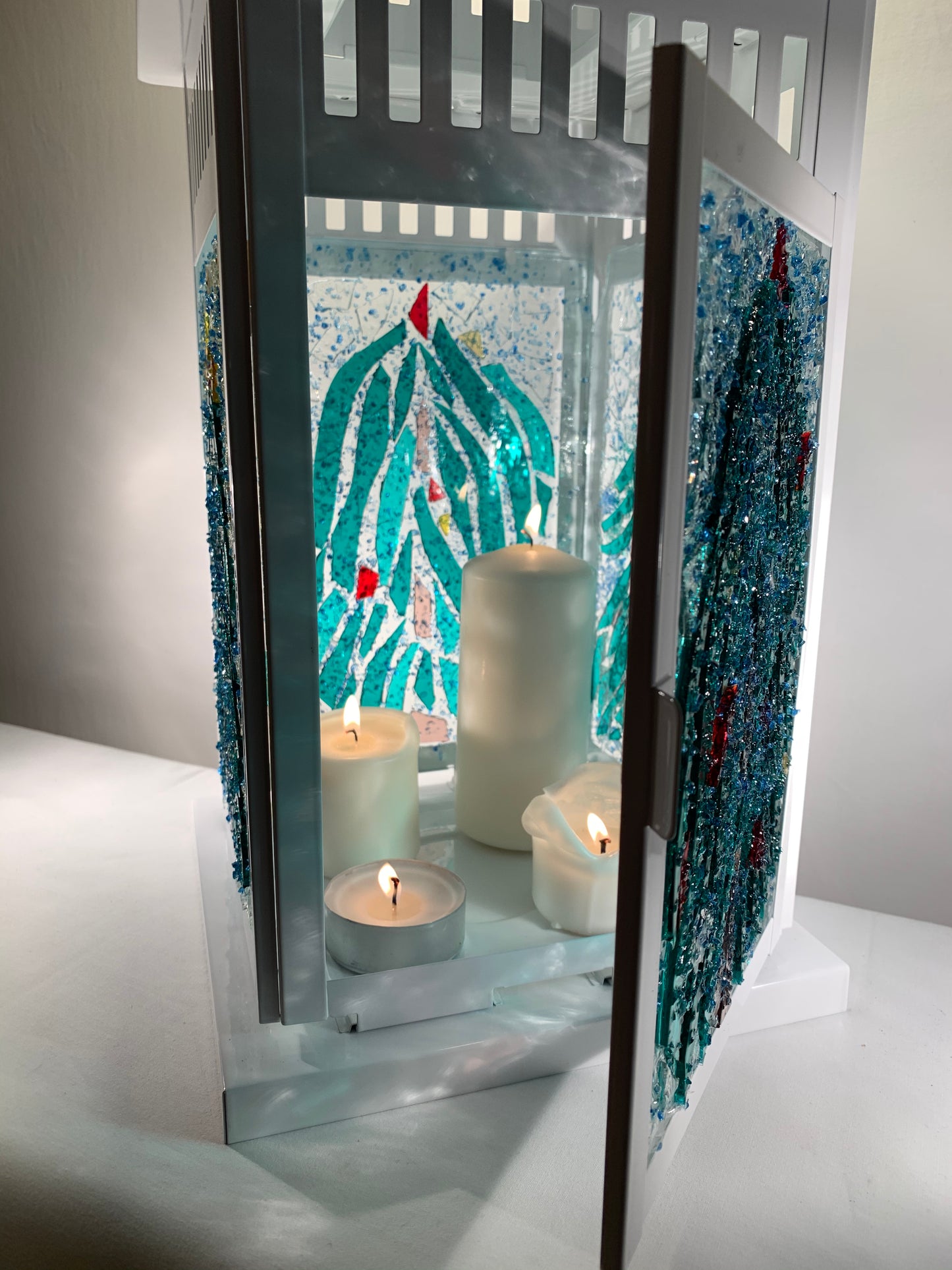 "Christmas Forest 2" Stained Glass Lantern – 15” Tall, Perfect for Holiday Decor