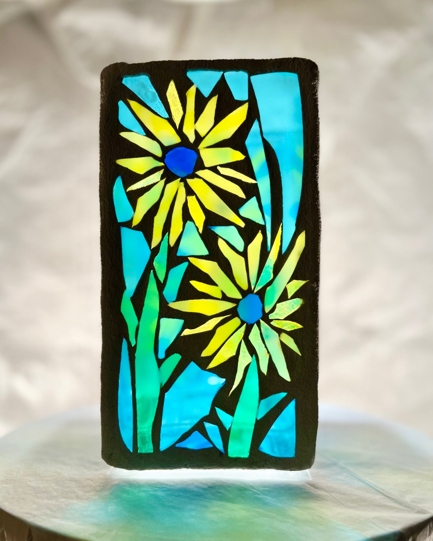 "Hope for Ukraine “ Stained Glass Candleholders  – Supporting Refugees Worldwide