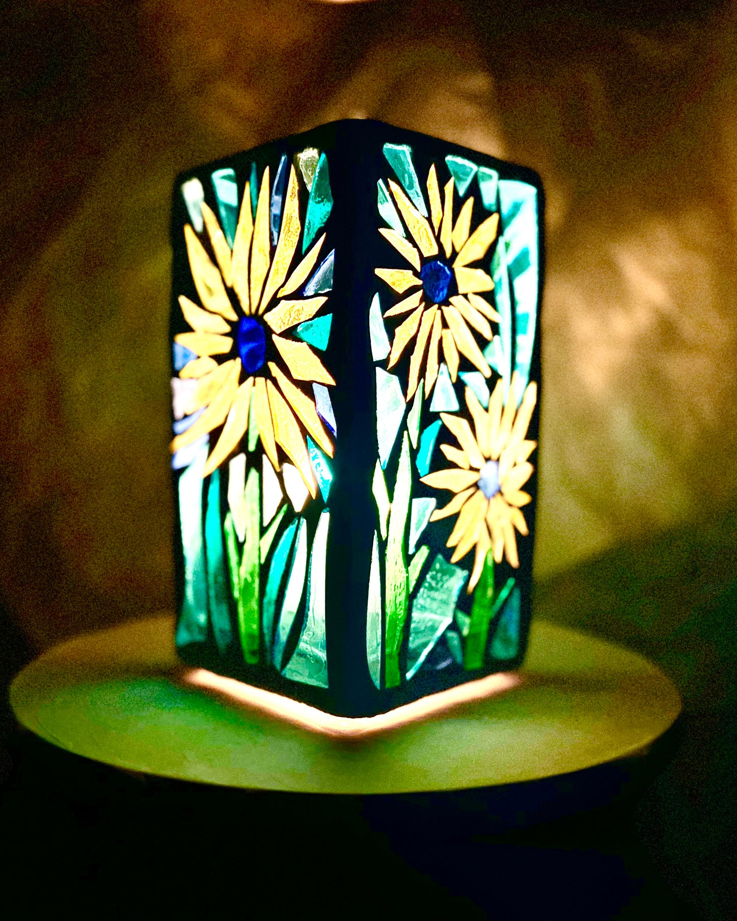 "Hope for Ukraine “ Stained Glass Candleholders  – Supporting Refugees Worldwide