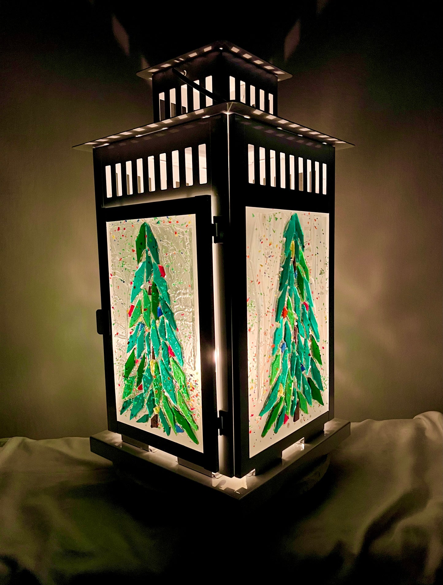 "Christmas Forest 7" Stained Glass Lantern – 15” Tall, Perfect for Holiday Decor