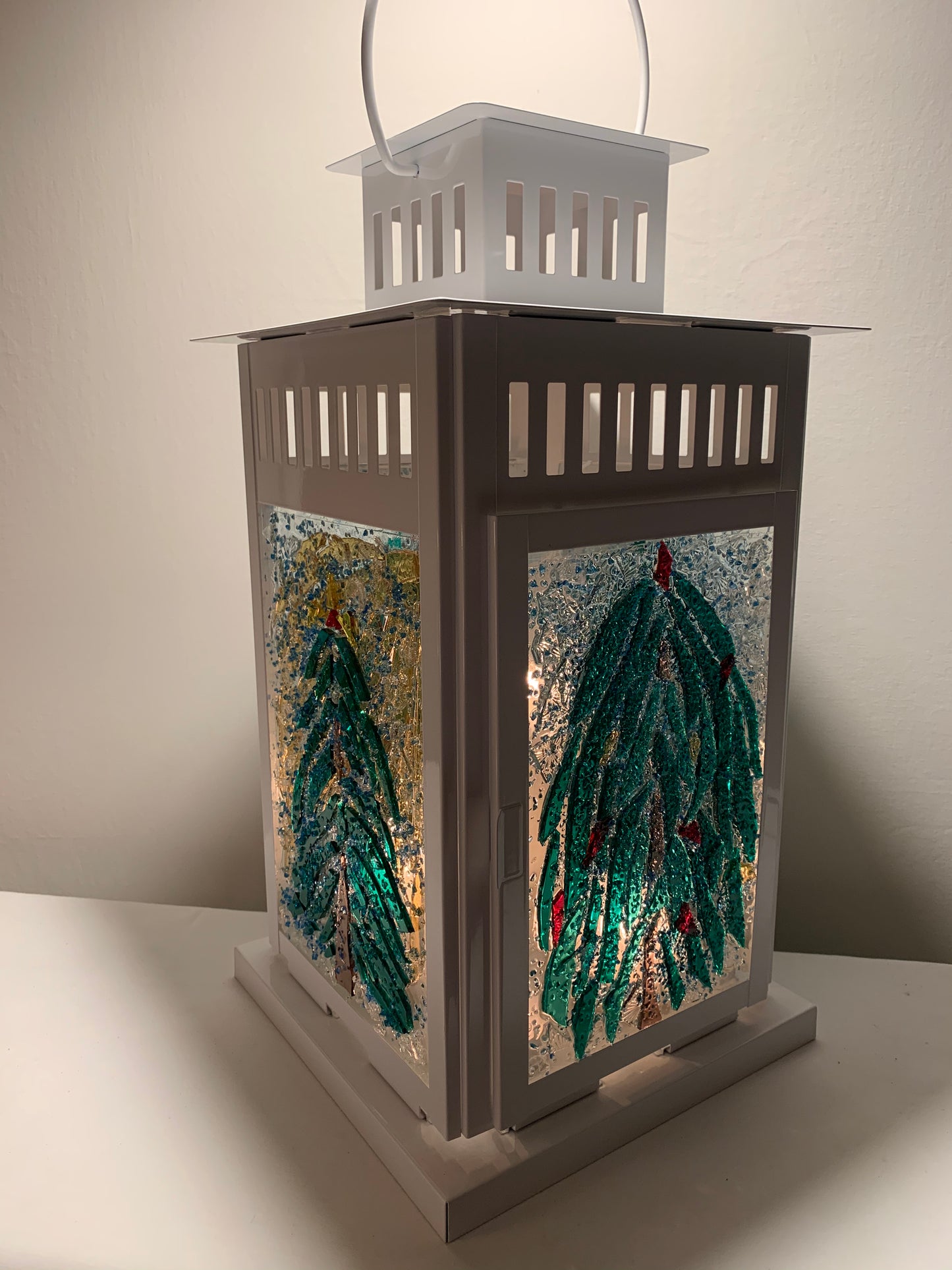 "Christmas Forest 2" Stained Glass Lantern – 14” Tall, Perfect for Holiday Decor