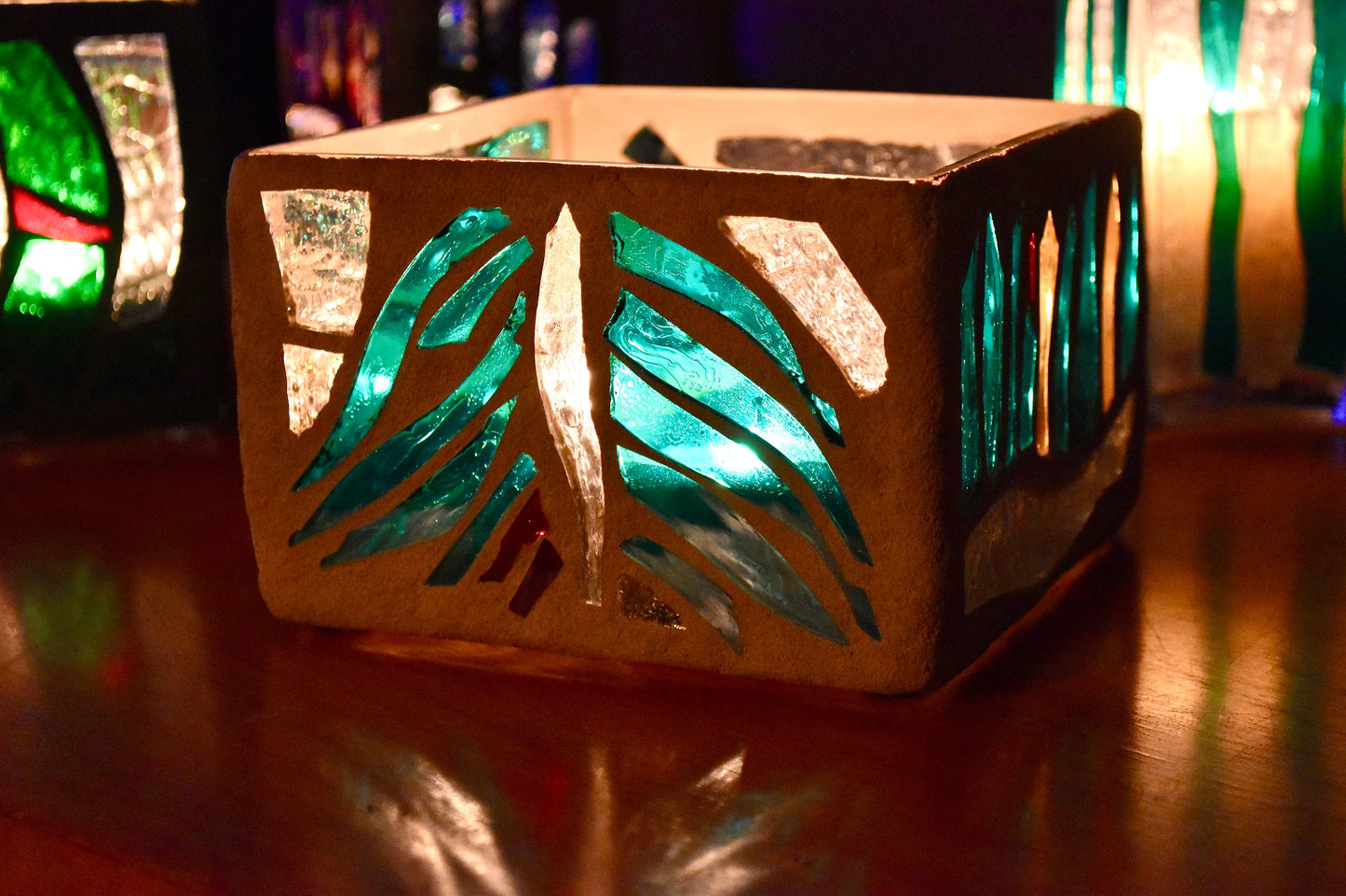 “Snow Candles” Cathedral Candleholder – A Winter’s Glow in Stained Glass